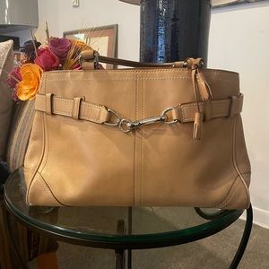 Coach Hampton Camel Tan Leather Tote Bag